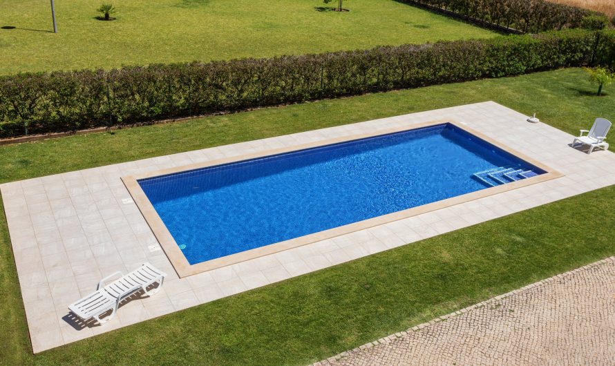 Construction de piscine : Les 5 matériaux les plus durables et esthétiques pour votre projet